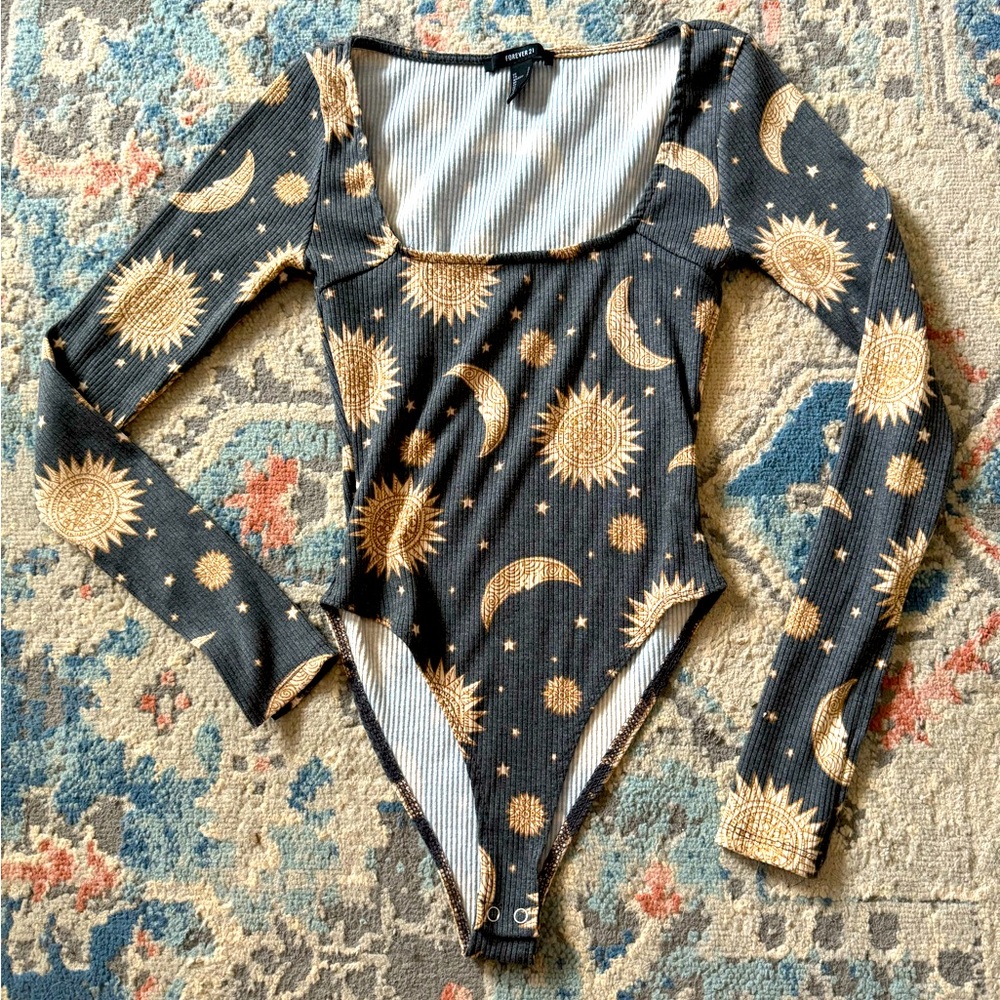Forever 21 long sleeve shirt